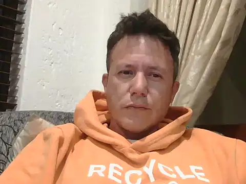 TroyDieselXXX online show from November 2025 06:24:02 PM