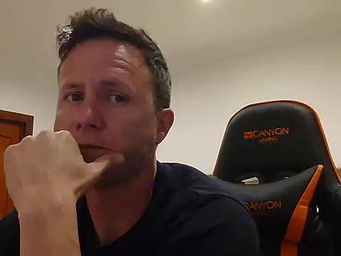 TroyDieselXXX online show from January 2026 05:52:01 PM