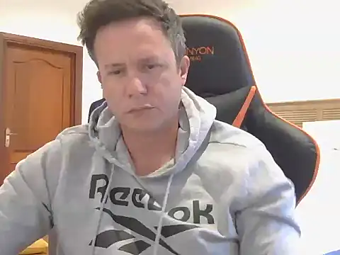 TroyDieselXXX online show from September 2025 04:19:02 AM