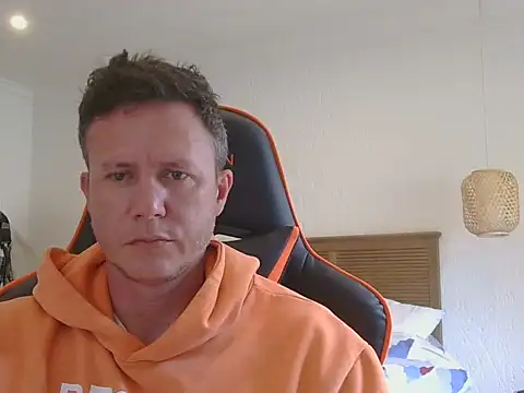 TroyDieselXXX online show from November 2025 06:29:02 AM