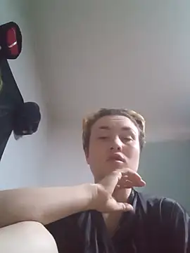 Snapshot of MoonIrene chatting on October 2025 03:53:01 PM MoonIrene online show from October 2025 03:53:01 PM