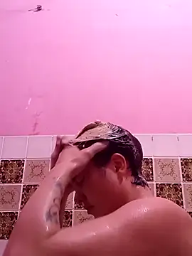 Snapshot of MoonIrene chatting on October 2025 05:34:01 PM MoonIrene online show from October 2025 05:34:01 PM