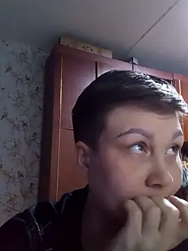 Snapshot of MoonIrene chatting on February 2026 05:00:02 PM MoonIrene online show from February 2026 05:00:02 PM