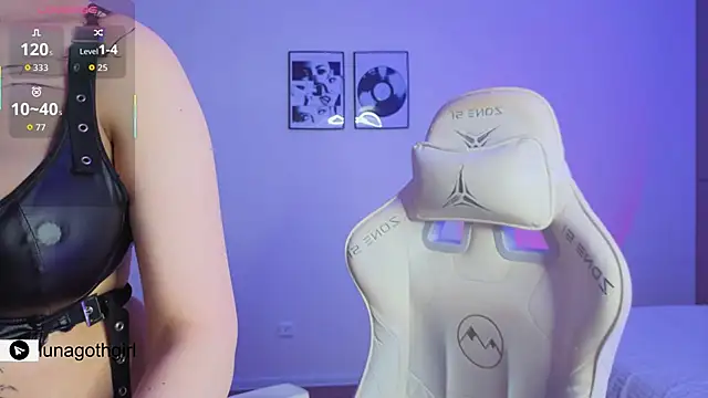 IamLuna2006 online show from April 2026 04:49:01 AM