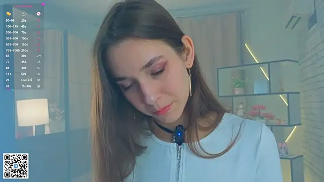 Snapshot of PetraHambelton chatting on October 2025 04:11:02 AM PetraHambelton online show from October 2025 04:11:02 AM