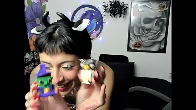 Luna0ciaran online show from October 2025 07:16:02 AM