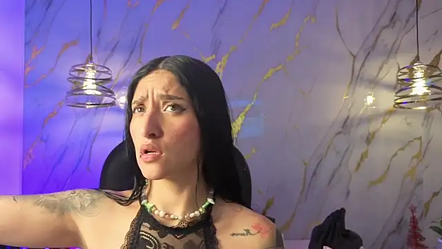 Scaarlettfox online show from February 2026 07:36:02 PM