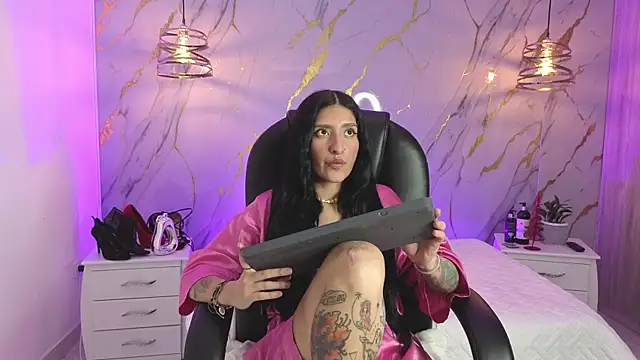 Scaarlettfox online show from December 2025 03:11:05 AM