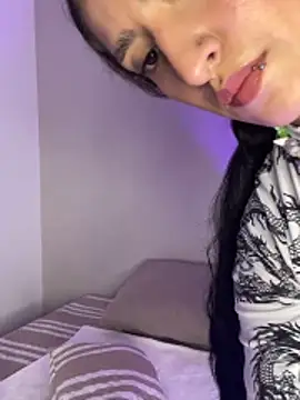 Scaarlettfox online show from February 2026 07:23:02 PM