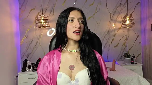 Scaarlettfox online show from December 2025 03:38:02 AM