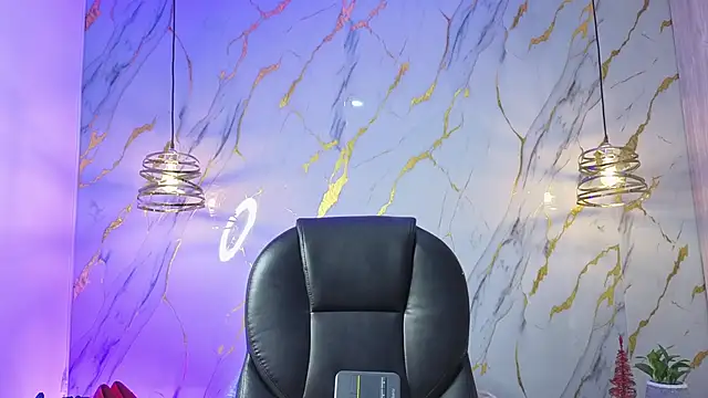 Scaarlettfox online show from March 2026 07:36:02 PM