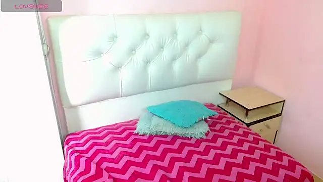 x isabella x online show from March 2026 07:43:02 PM