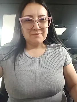 Romina693 online show from September 2025 06:42:01 AM