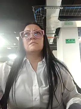 Romina693 online show from November 2025 06:07:02 AM