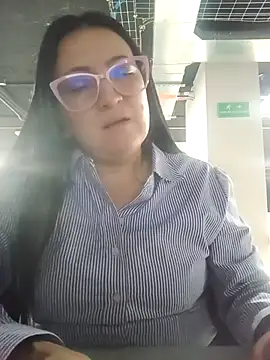 Romina693 online show from December 2025 06:36:01 AM