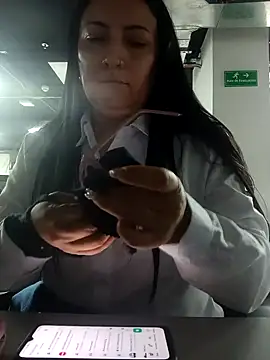 Romina693 online show from November 2025 06:41:01 AM