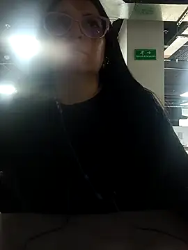 Romina693 online show from November 2025 06:50:02 AM