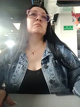 Romina693 online show from November 2025 06:07:02 AM