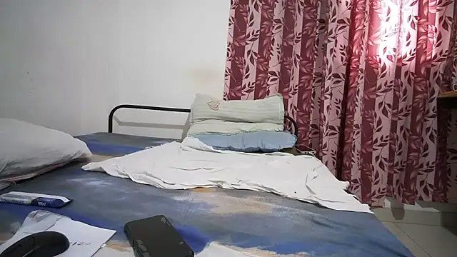 Snapshot of methu01 chatting on November 2025 09:53:02 AM methu01 online show from November 2025 09:53:02 AM