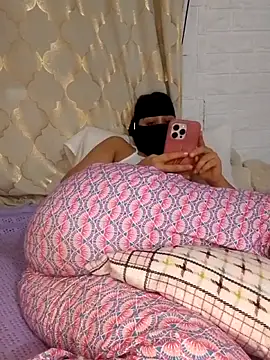 Snapshot of Samaarsexy23 chatting on November 2025 01:10:02 PM Samaarsexy23 online show from November 2025 01:10:02 PM