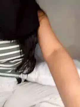 Samaarsexy23 online show from October 2025 12:30:01 AM