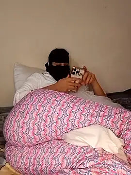 Snapshot of Samaarsexy23 chatting on November 2025 12:32:02 PM Samaarsexy23 online show from November 2025 12:32:02 PM