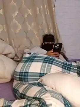 Snapshot of Samaarsexy23 chatting on December 2025 01:17:02 PM Samaarsexy23 online show from December 2025 01:17:02 PM