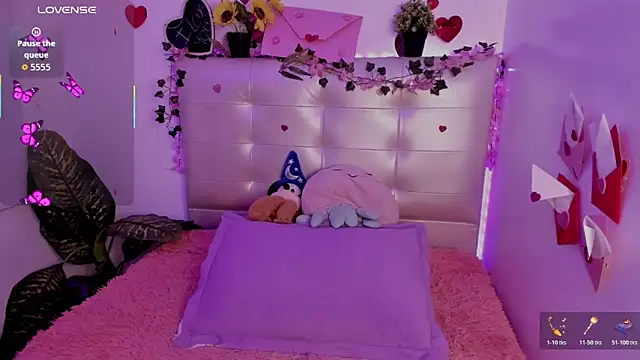 Anna Blade  online show from March 2026 04:07:01 PM