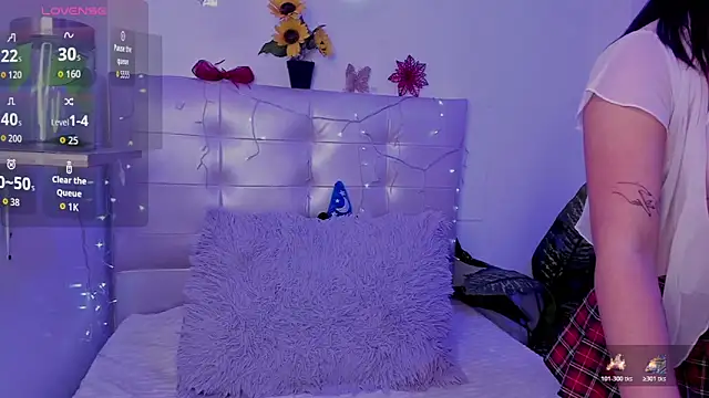 Anna Blade  online show from January 2026 06:35:02 PM