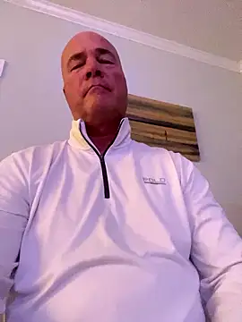 cyclone1212 online show from January 2026 10:19:02 AM