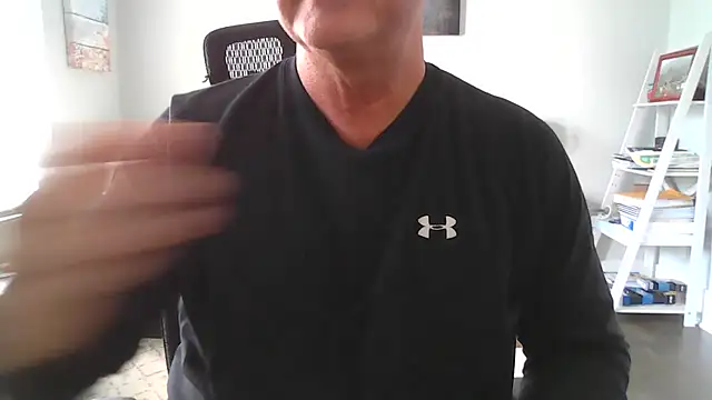 cyclone1212 online show from April 2026 12:50:02 PM