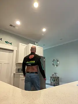 cyclone1212 online show from November 2025 01:16:02 PM