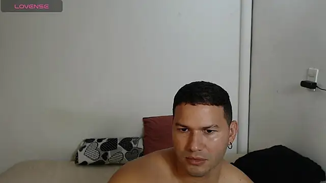 Snapshot of Tim_mz01 chatting on June 2026 09:09:01 PM Tim mz01 online show from June 2026 09:09:01 PM