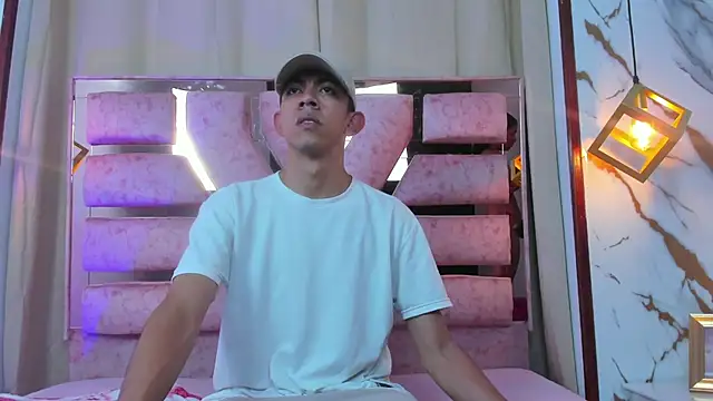 Snapshot of kameron_and_Nick chatting on November 2025 08:09:01 PM kameron and Nick online show from November 2025 08:09:01 PM