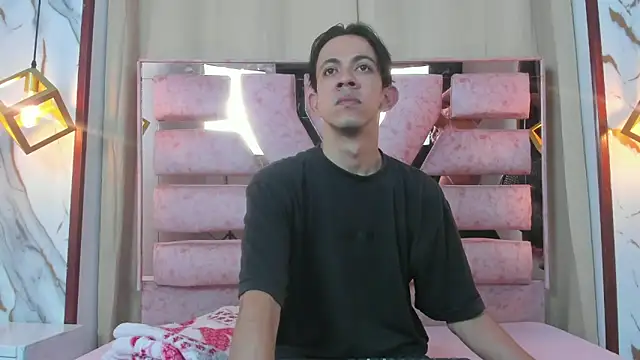 Snapshot of kameron_and_Nick chatting on November 2025 08:31:02 PM kameron and Nick online show from November 2025 08:31:02 PM