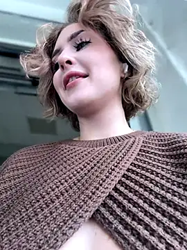 KellyKeler online show from November 2025 12:19:01 PM