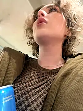 KellyKeler online show from November 2025 12:20:01 PM