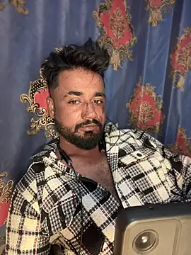 Munny6677 online show from November 2025 06:18:02 PM