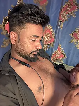 Munny6677 online show from November 2025 08:53:02 PM