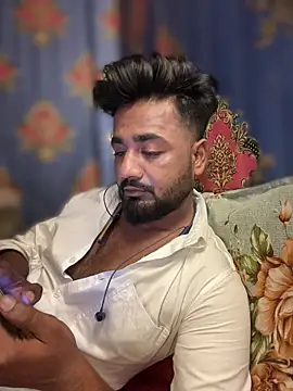 Munny6677 online show from February 2026 05:48:01 PM