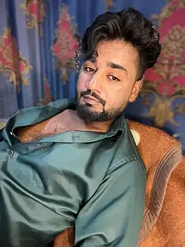 Munny6677 online show from February 2026 06:40:02 PM