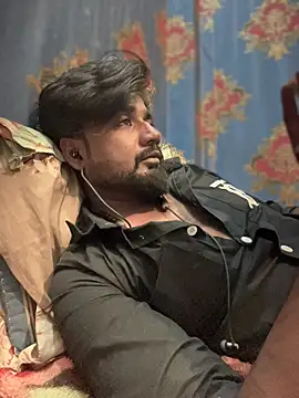 Munny6677 online show from November 2025 07:08:01 PM