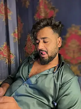 Munny6677 online show from February 2026 06:52:01 PM