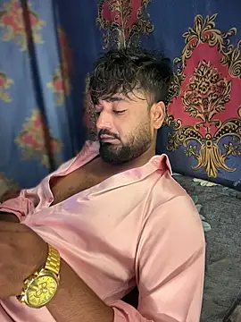 Munny6677 online show from March 2026 07:14:01 PM