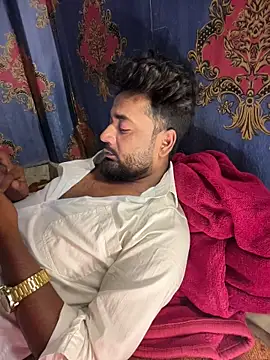 Munny6677 online show from March 2026 07:59:01 PM