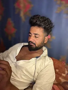 Munny6677 online show from February 2026 08:20:01 PM