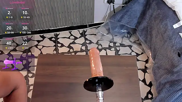 Snapshot of bigboobs_violeta chatting on November 2025 08:35:01 PM bigboobs violeta online show from November 2025 08:35:01 PM