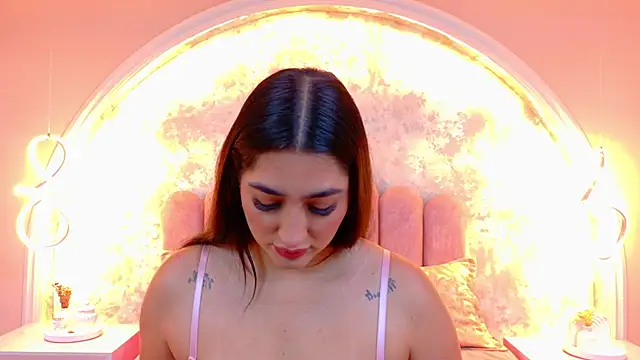 JasmineRhodes online show from May 2026 01:30:01 PM