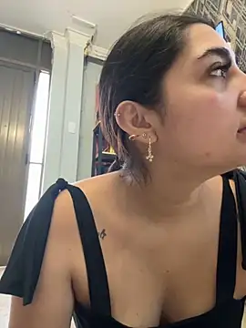 JasmineRhodes online show from May 2026 12:58:02 PM