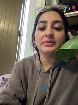 JasmineRhodes online show from April 2026 12:12:01 PM
